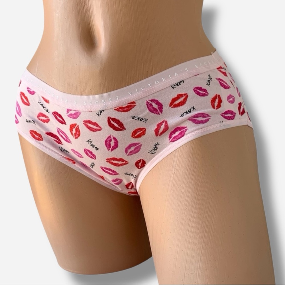 🌸New🌸 Victoria’s Secret hiphugger panty M & L new